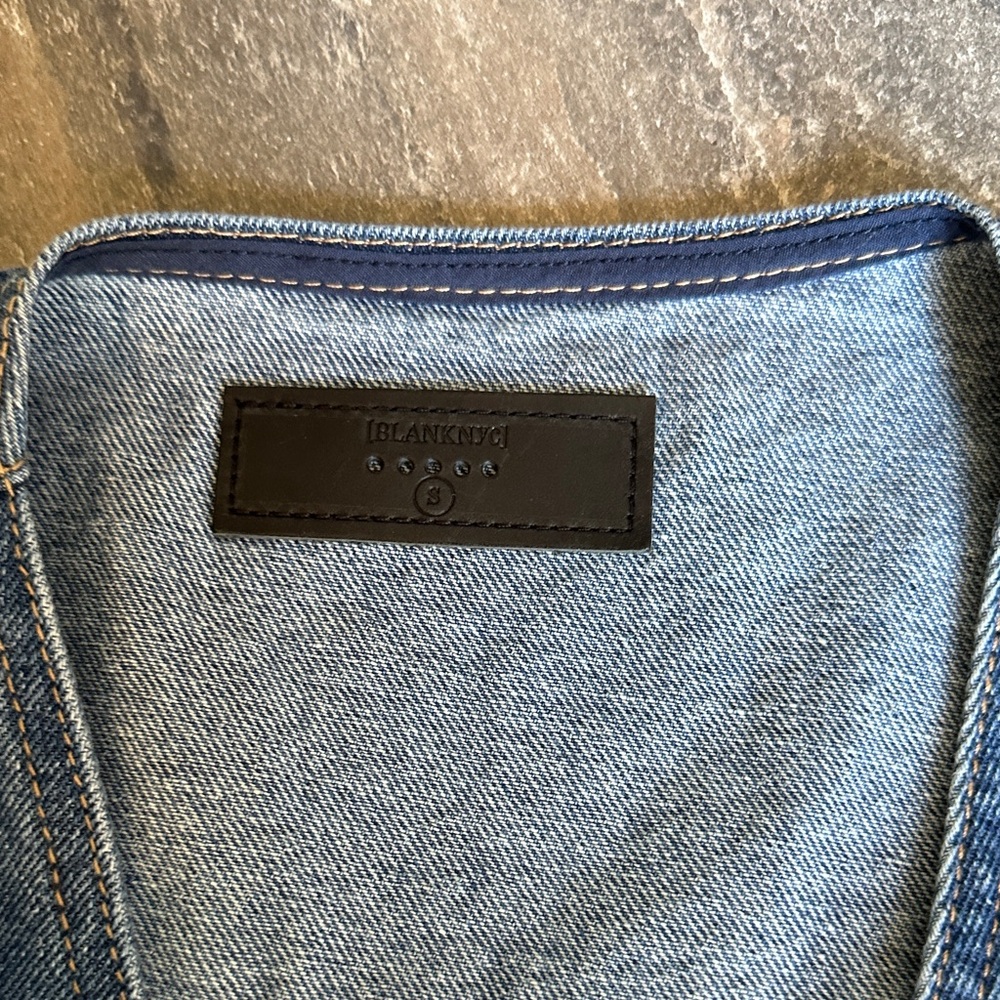 Blank NYC Blue Denim Sleeveless Vest - Picture 3 of 4
